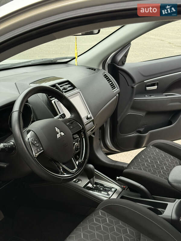 Внедорожник / Кроссовер Mitsubishi ASX 2022 в Белой Церкви