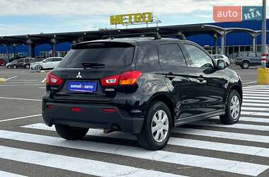 Внедорожник / Кроссовер Mitsubishi ASX 2011 в 