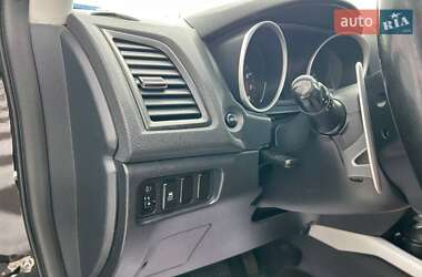 Внедорожник / Кроссовер Mitsubishi ASX 2011 в 