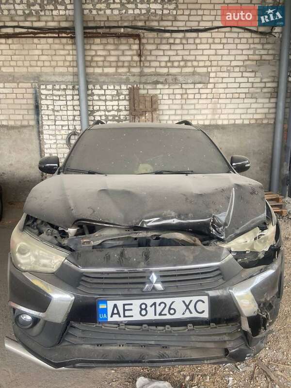 Внедорожник / Кроссовер Mitsubishi ASX 2016 в Днепре фото 8 Внедорожник / Кроссовер Mitsubishi ASX 2016 в Днепре