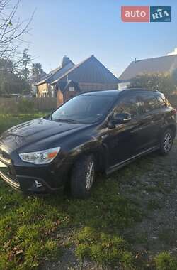 Внедорожник / Кроссовер Mitsubishi ASX 2010 в 