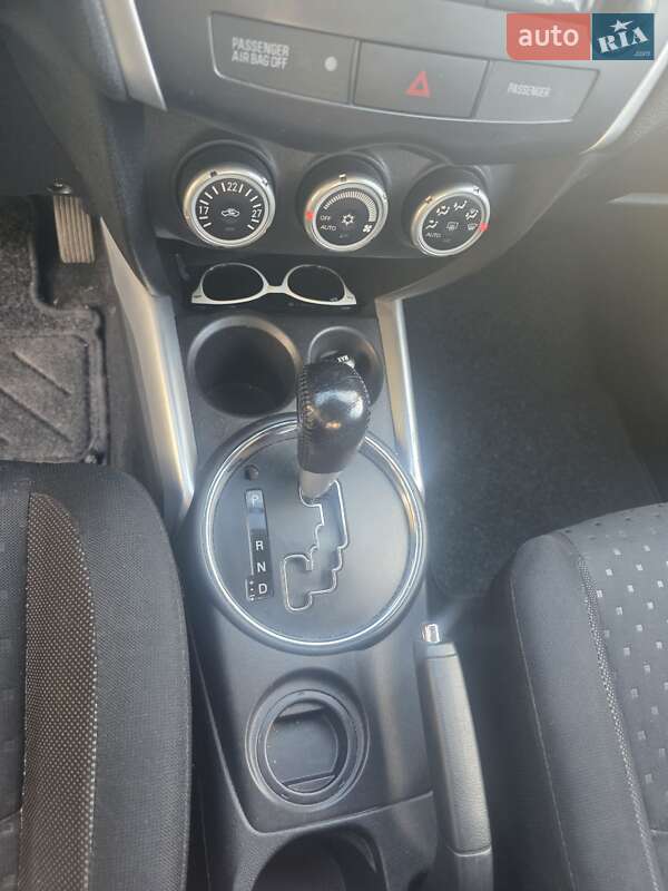 Внедорожник / Кроссовер Mitsubishi ASX 2010 в Нижней Апше фото 10 Внедорожник / Кроссовер Mitsubishi ASX 2010 в Нижней Апше