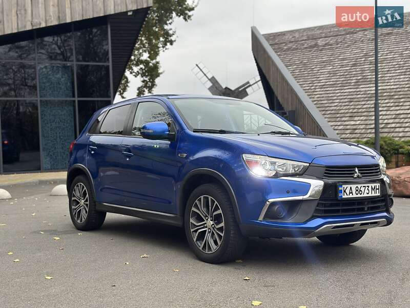Позашляховик / Кросовер Mitsubishi ASX 2016 в Києві