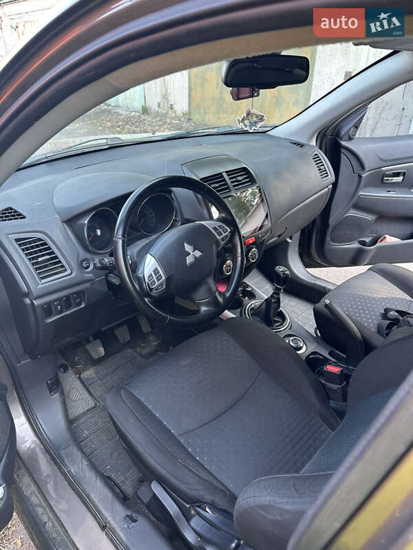 Внедорожник / Кроссовер Mitsubishi ASX 2011 в Ровно фото 7 Внедорожник / Кроссовер Mitsubishi ASX 2011 в Ровно