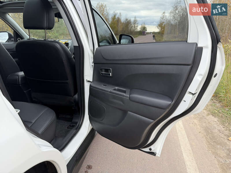 Позашляховик / Кросовер Mitsubishi ASX 2014 в Києві фото 23 Позашляховик / Кросовер Mitsubishi ASX 2014 в Києві