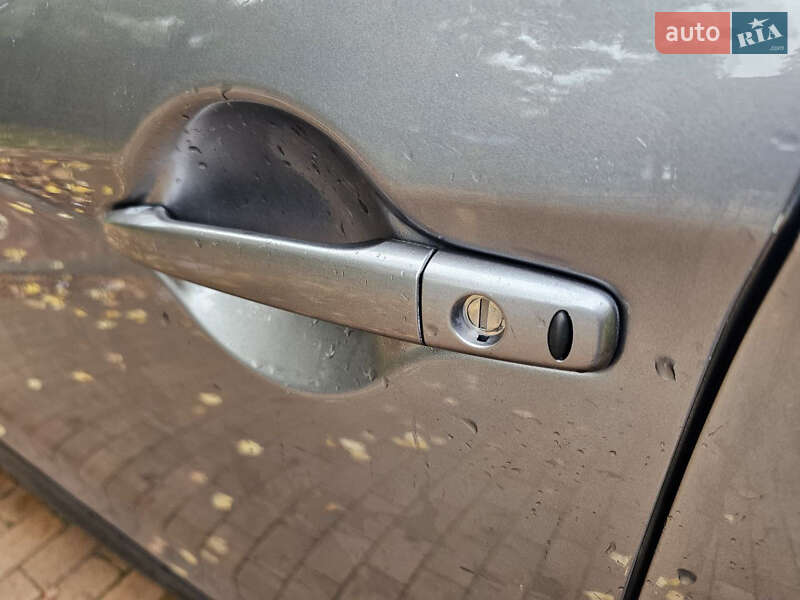 Позашляховик / Кросовер Mitsubishi ASX 2012 в Києві