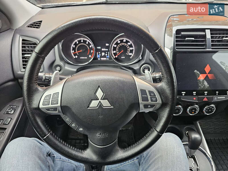 Позашляховик / Кросовер Mitsubishi ASX 2012 в Києві