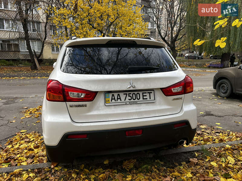 Позашляховик / Кросовер Mitsubishi ASX 2010 в Києві фото 5 Позашляховик / Кросовер Mitsubishi ASX 2010 в Києві