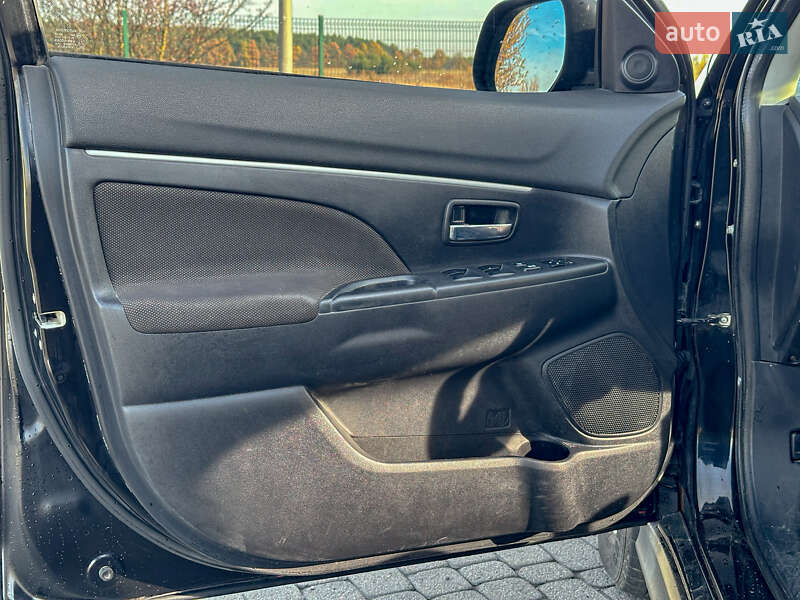 Позашляховик / Кросовер Mitsubishi ASX 2011 в Радивиліві фото 54 Позашляховик / Кросовер Mitsubishi ASX 2011 в Радивиліві