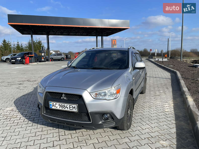 Позашляховик / Кросовер Mitsubishi ASX 2010 в Турійську