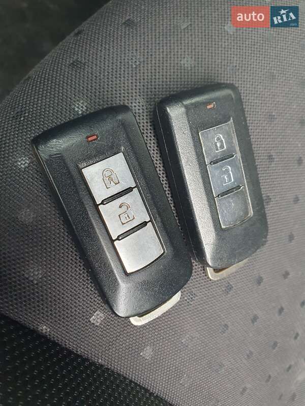 Позашляховик / Кросовер Mitsubishi ASX 2012 в Києві