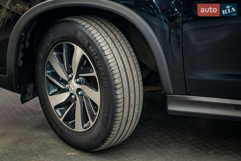 Внедорожник / Кроссовер Mitsubishi ASX 2019 в Киеве фото 8 Внедорожник / Кроссовер Mitsubishi ASX 2019 в Киеве