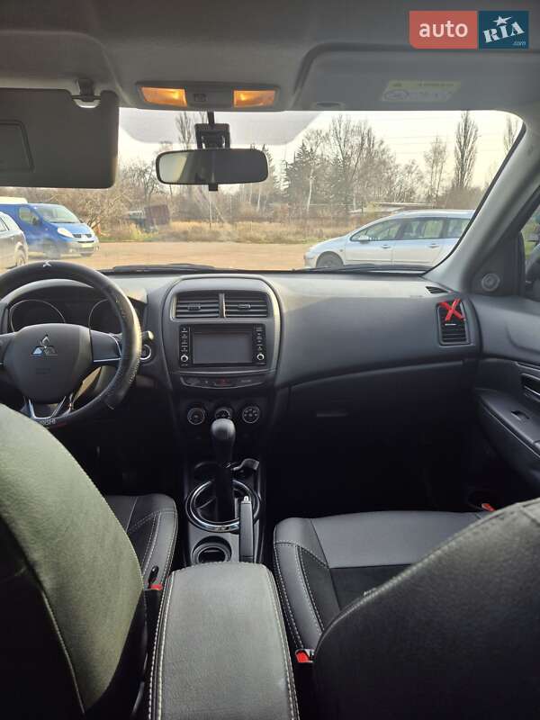 Внедорожник / Кроссовер Mitsubishi ASX 2017 в Чернигове фото 12 Внедорожник / Кроссовер Mitsubishi ASX 2017 в Чернигове