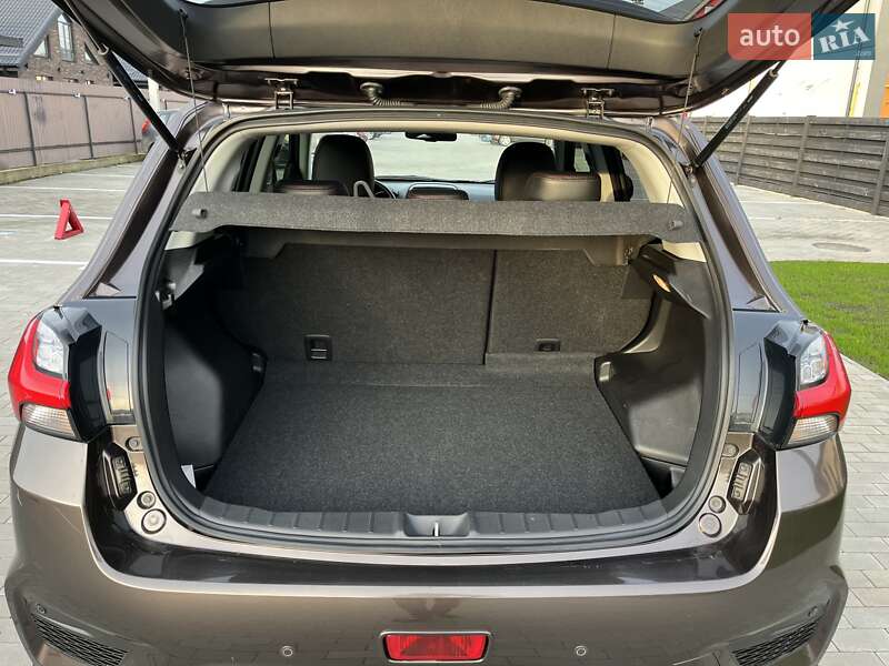 Внедорожник / Кроссовер Mitsubishi ASX 2020 в Киеве