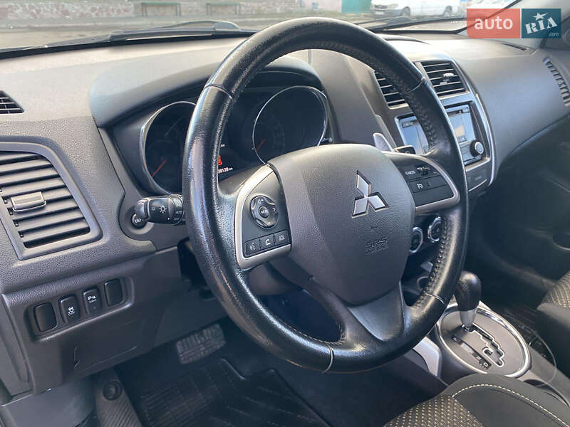 Внедорожник / Кроссовер Mitsubishi ASX 2014 в Калуше