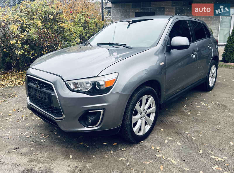 Позашляховик / Кросовер Mitsubishi ASX 2015 в Дніпрі