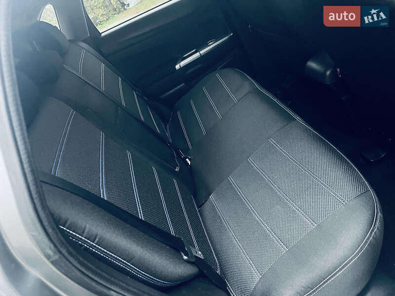 Позашляховик / Кросовер Mitsubishi ASX 2015 в Дніпрі