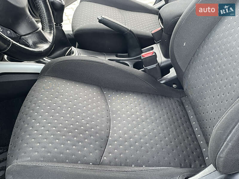 Внедорожник / Кроссовер Mitsubishi ASX 2011 в Меденичах