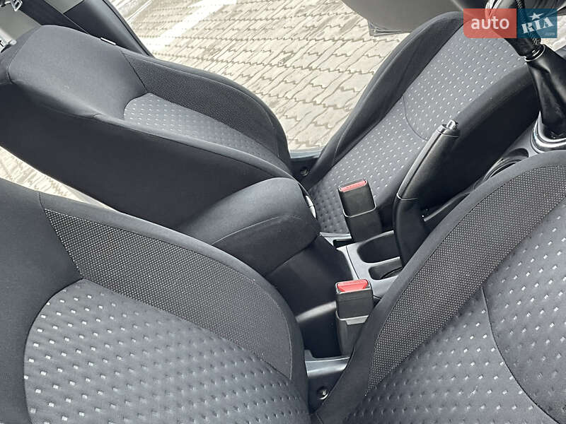 Внедорожник / Кроссовер Mitsubishi ASX 2011 в Меденичах