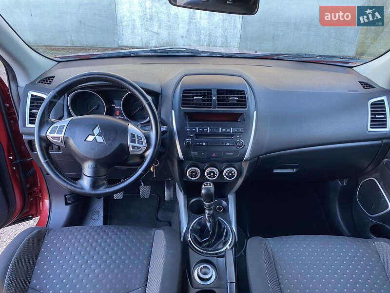 Позашляховик / Кросовер Mitsubishi ASX 2010 в Калуші