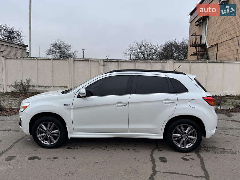Внедорожник / Кроссовер Mitsubishi ASX 2013 в Полтаве