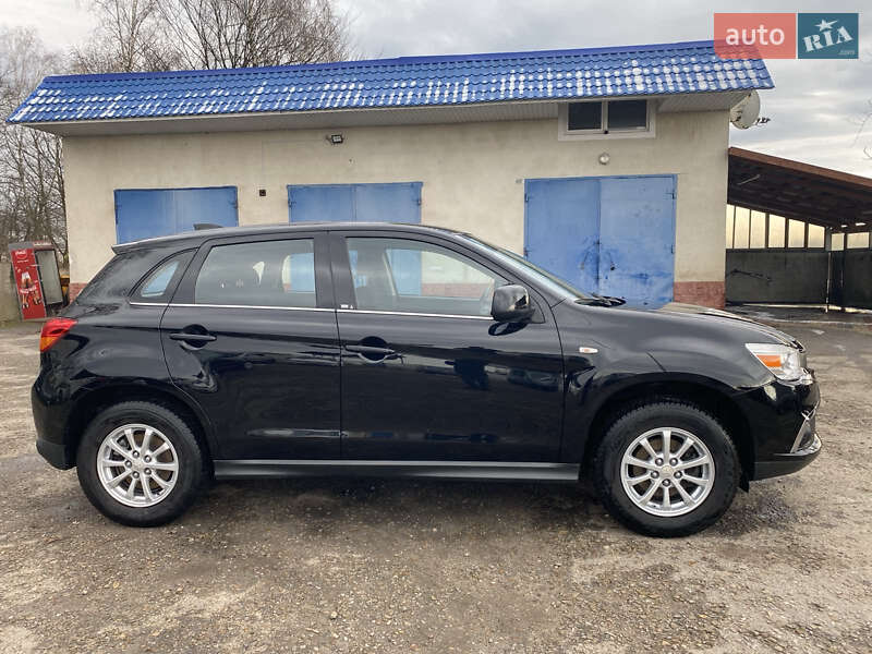 Позашляховик / Кросовер Mitsubishi ASX 2017 в Калуші фото 9 Позашляховик / Кросовер Mitsubishi ASX 2017 в Калуші