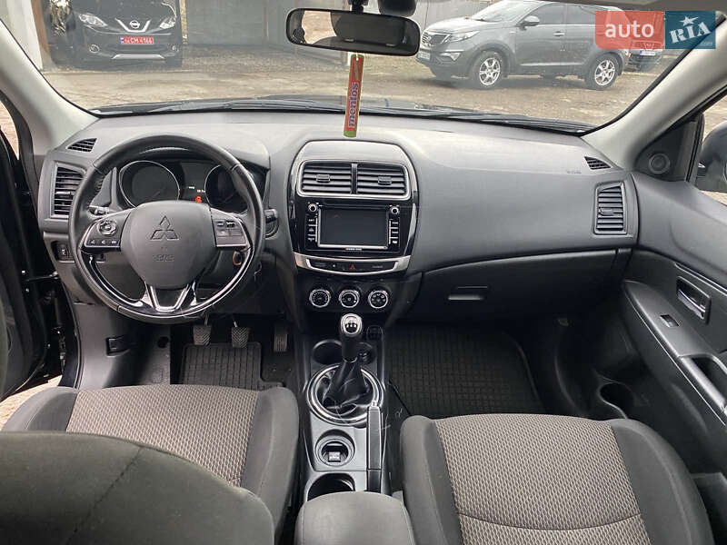 Позашляховик / Кросовер Mitsubishi ASX 2017 в Калуші фото 23 Позашляховик / Кросовер Mitsubishi ASX 2017 в Калуші