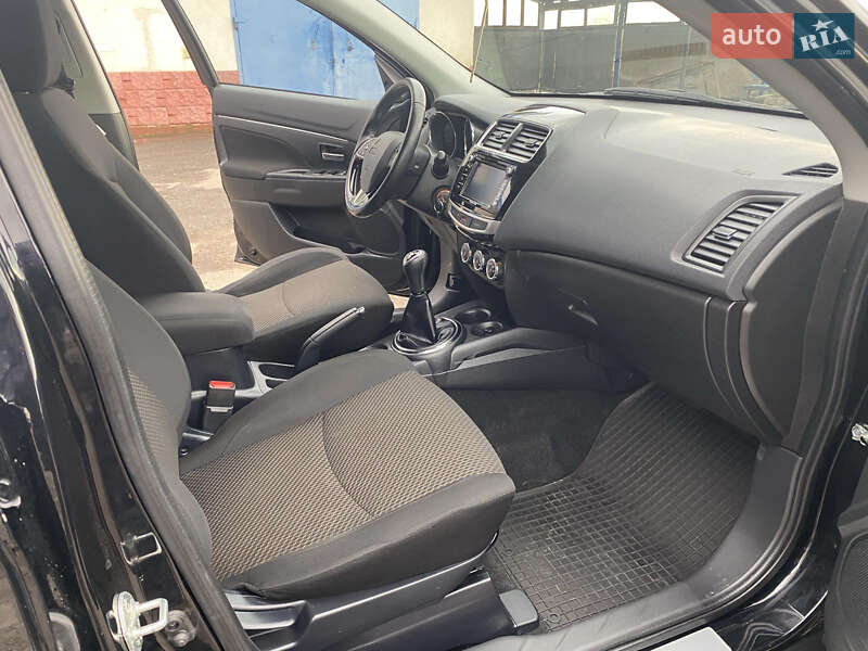 Позашляховик / Кросовер Mitsubishi ASX 2017 в Калуші фото 31 Позашляховик / Кросовер Mitsubishi ASX 2017 в Калуші