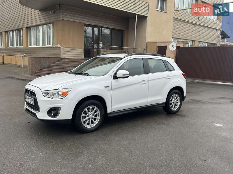 Позашляховик / Кросовер Mitsubishi ASX 2013 в Києві