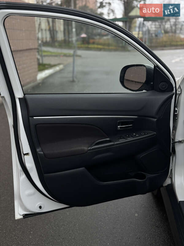 Внедорожник / Кроссовер Mitsubishi ASX 2011 в Броварах