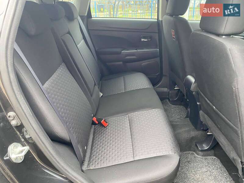 Позашляховик / Кросовер Mitsubishi ASX 2012 в Миколаєві фото 28 Позашляховик / Кросовер Mitsubishi ASX 2012 в Миколаєві