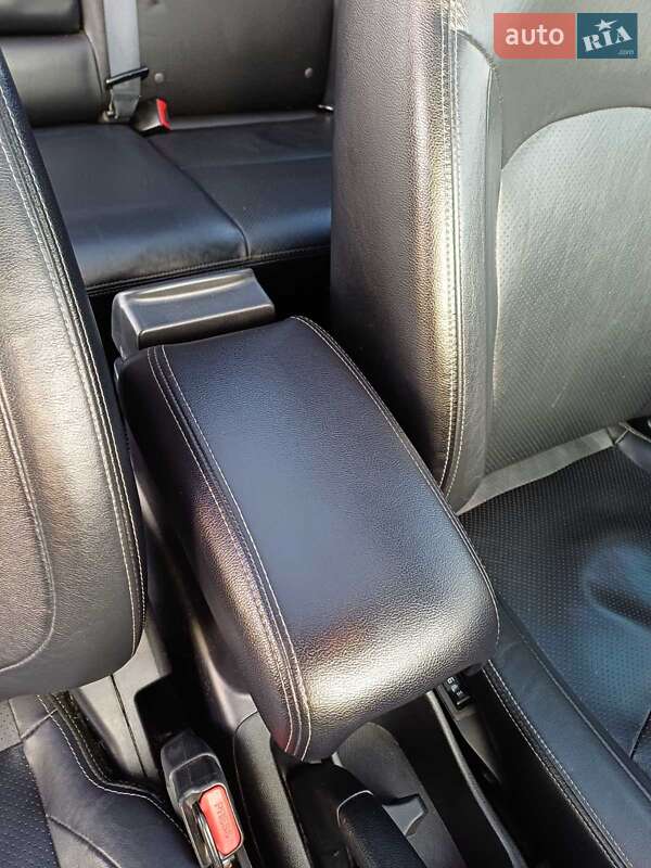 Внедорожник / Кроссовер Mitsubishi ASX 2010 в Ромнах фото 12 Внедорожник / Кроссовер Mitsubishi ASX 2010 в Ромнах