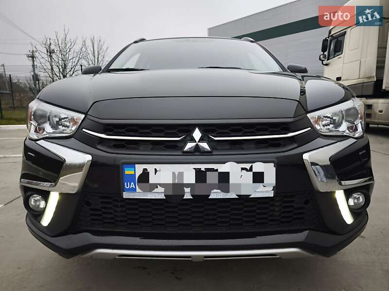 Позашляховик / Кросовер Mitsubishi ASX 2018 в Києві фото 6 Позашляховик / Кросовер Mitsubishi ASX 2018 в Києві
