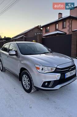 Позашляховик / Кросовер Mitsubishi ASX 2018 в Києві