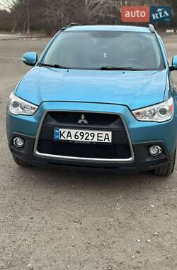 Внедорожник / Кроссовер Mitsubishi ASX 2011 в Обухове