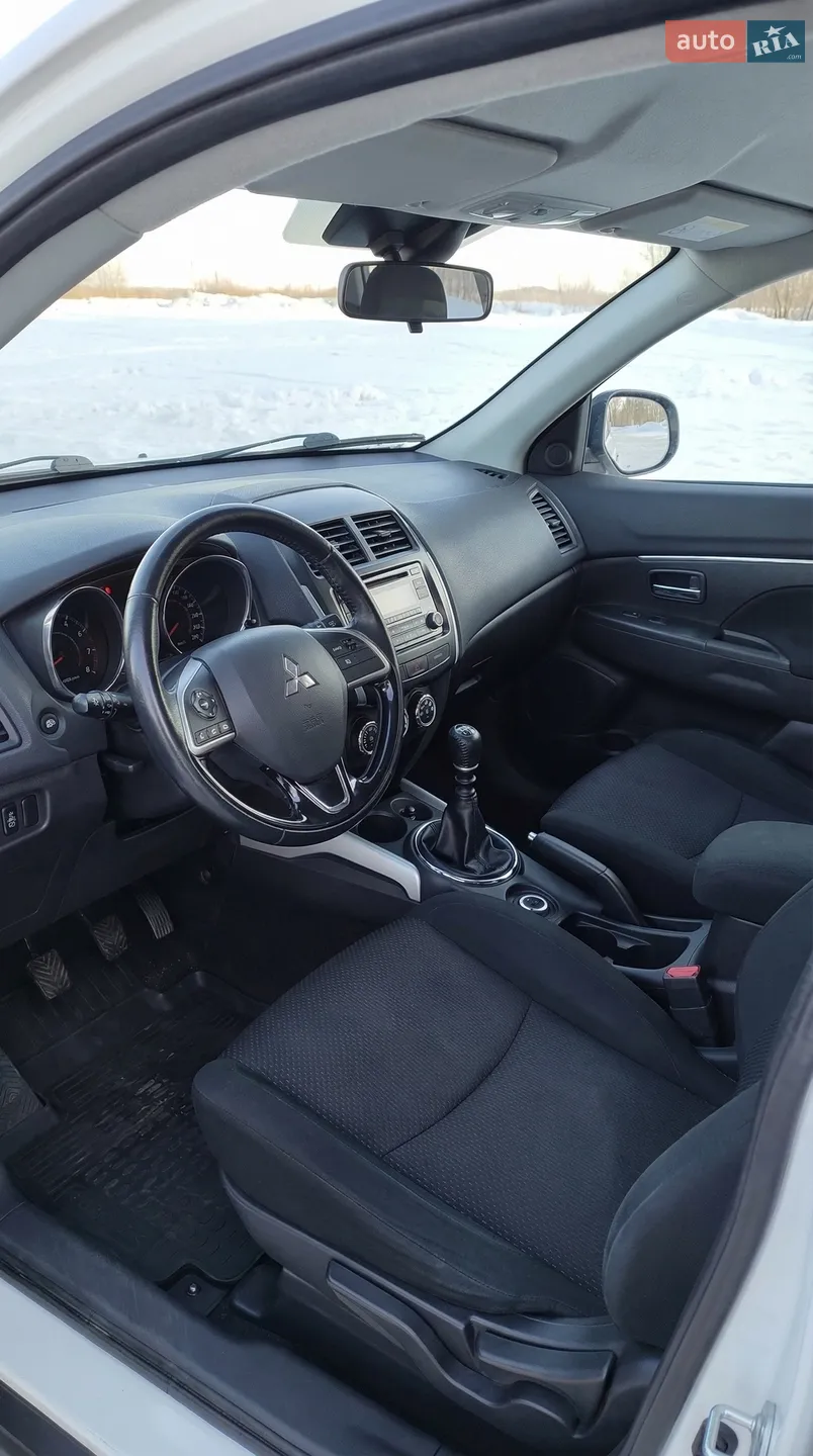2012 Mitsubishi ASX - мініатюра 9