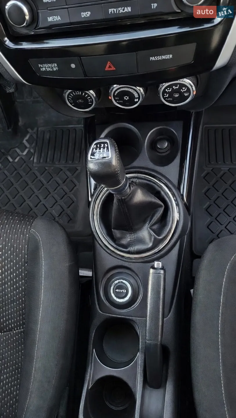 2012 Mitsubishi ASX - мініатюра 15