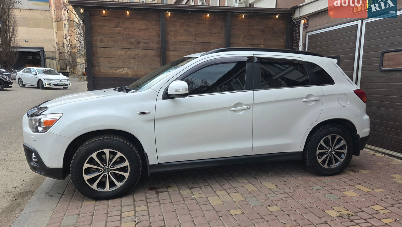 2010 Mitsubishi ASX - мініатюра 94