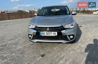 Внедорожник / Кроссовер Mitsubishi ASX 2018 в Ровно