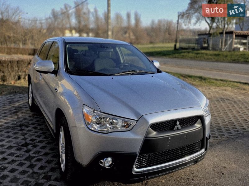 Mitsubishi ASX 2011