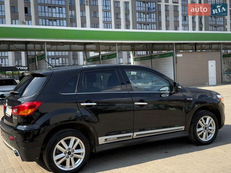 Внедорожник / Кроссовер Mitsubishi ASX 2010 в Ивано-Франковске