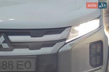 Внедорожник / Кроссовер Mitsubishi ASX 2020 в Староконстантинове