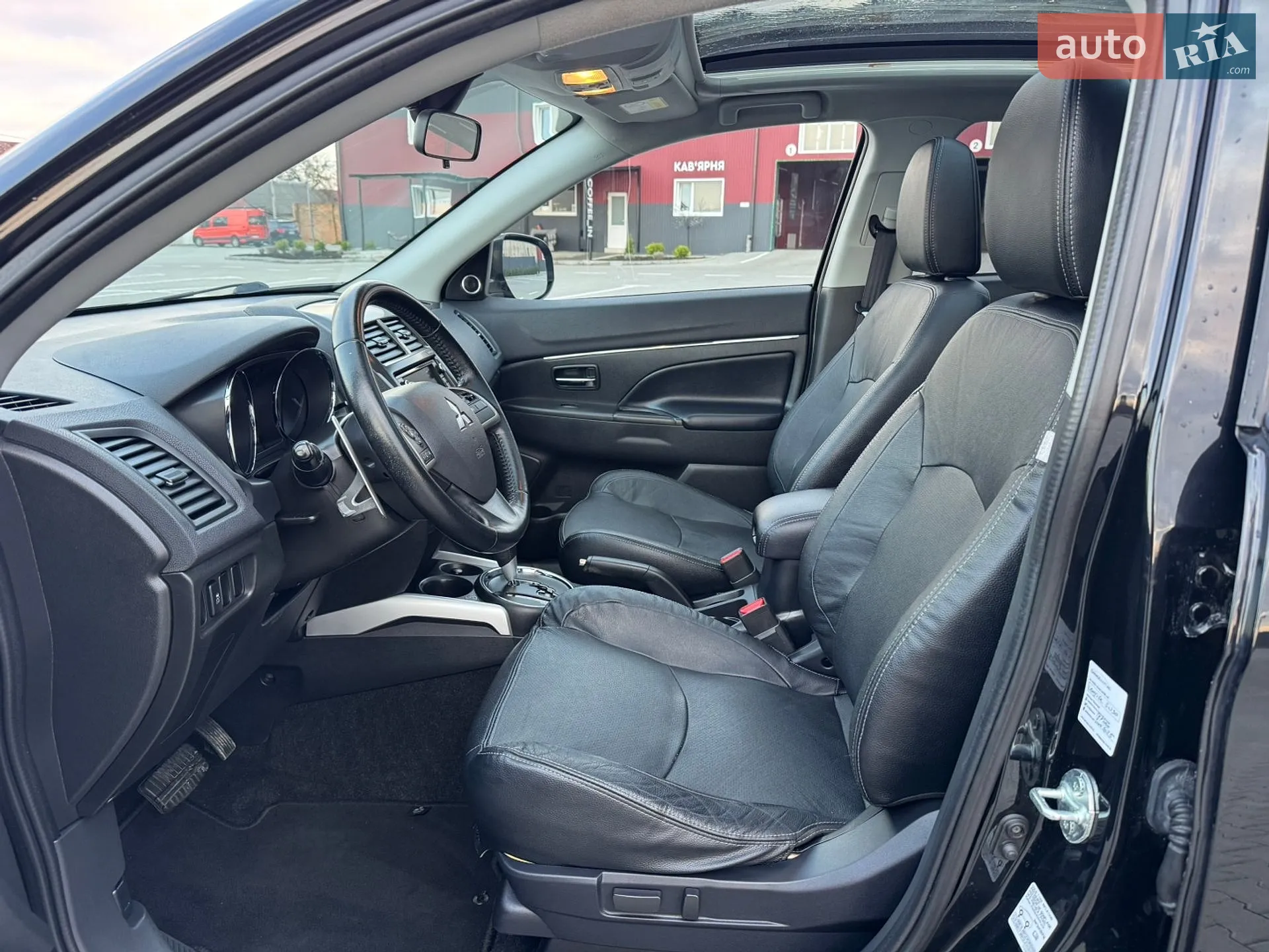 2015 Mitsubishi ASX - мініатюра 12