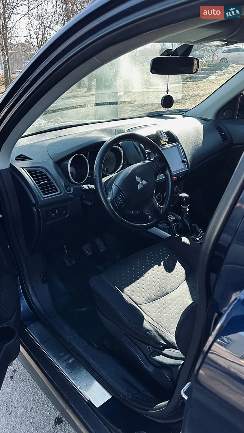 2010 Mitsubishi ASX - мініатюра 5