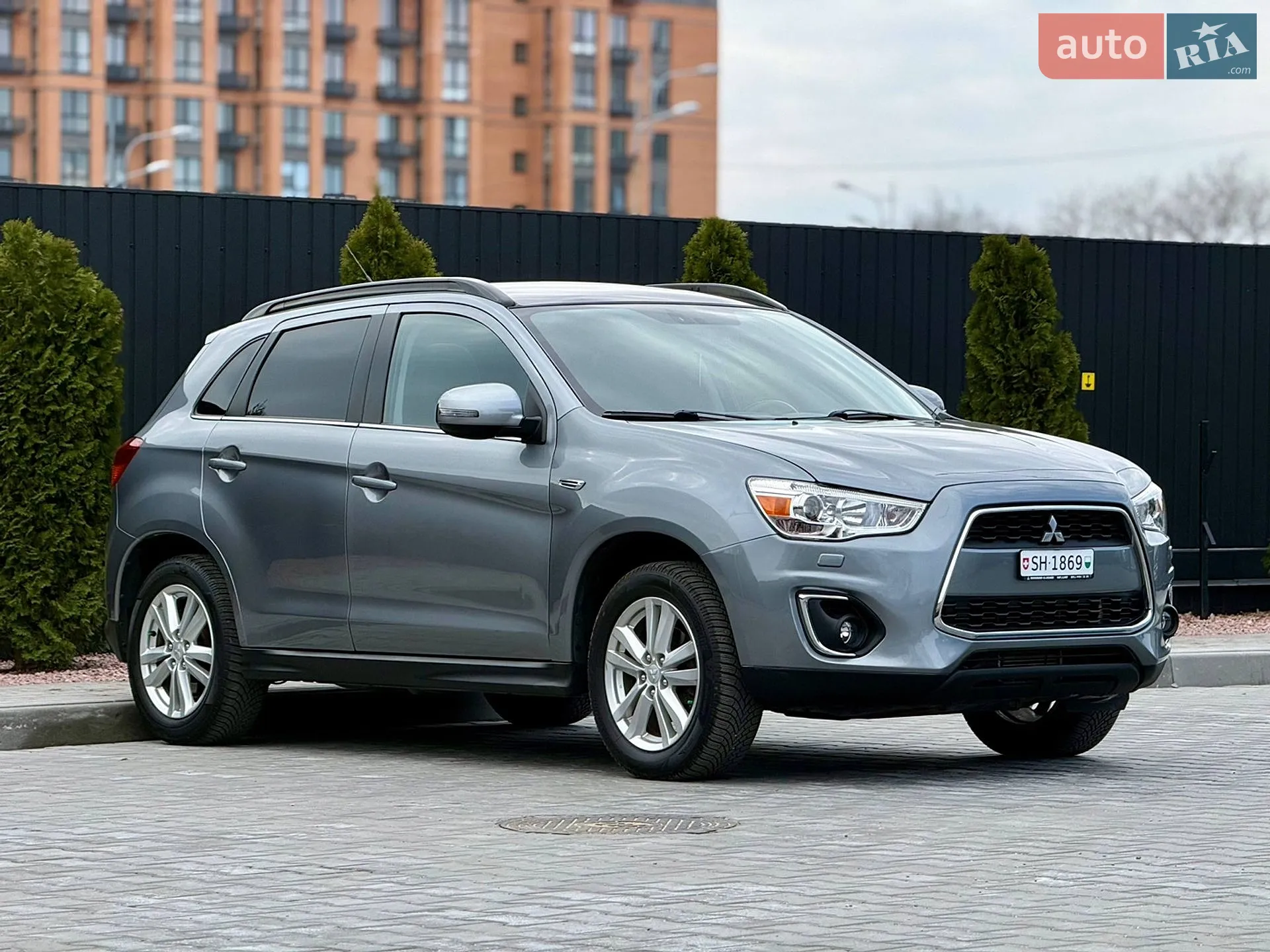 2014 Mitsubishi ASX - мініатюра 2