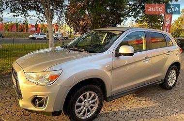 Внедорожник / Кроссовер Mitsubishi ASX 2013 в Обухове