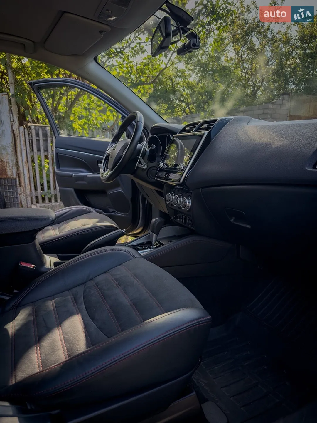 2019 Mitsubishi ASX - мініатюра 20