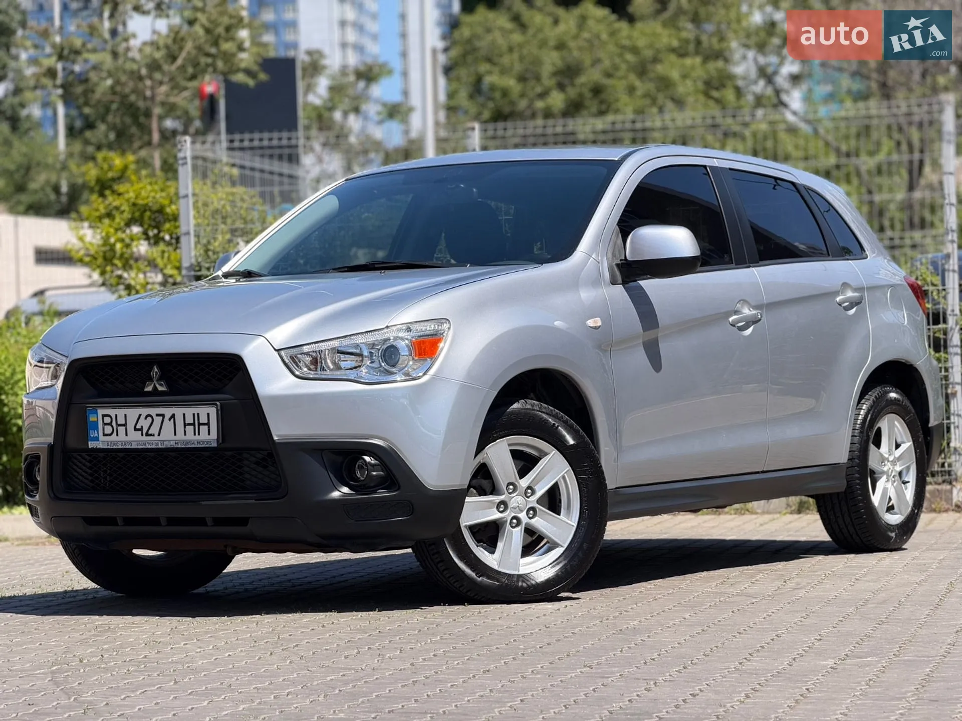 2011 Mitsubishi ASX - мініатюра 2