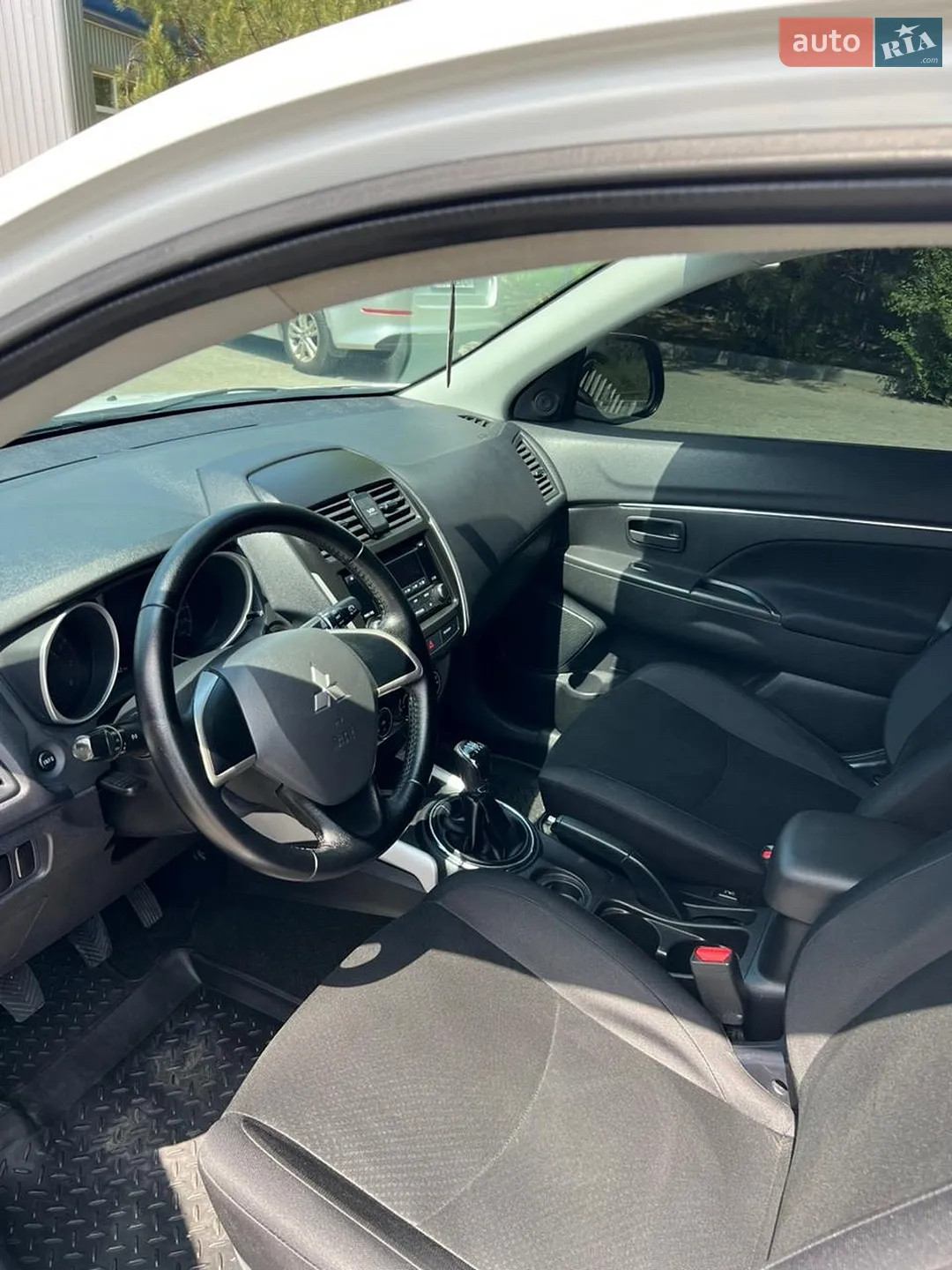 2013 Mitsubishi ASX - мініатюра 8