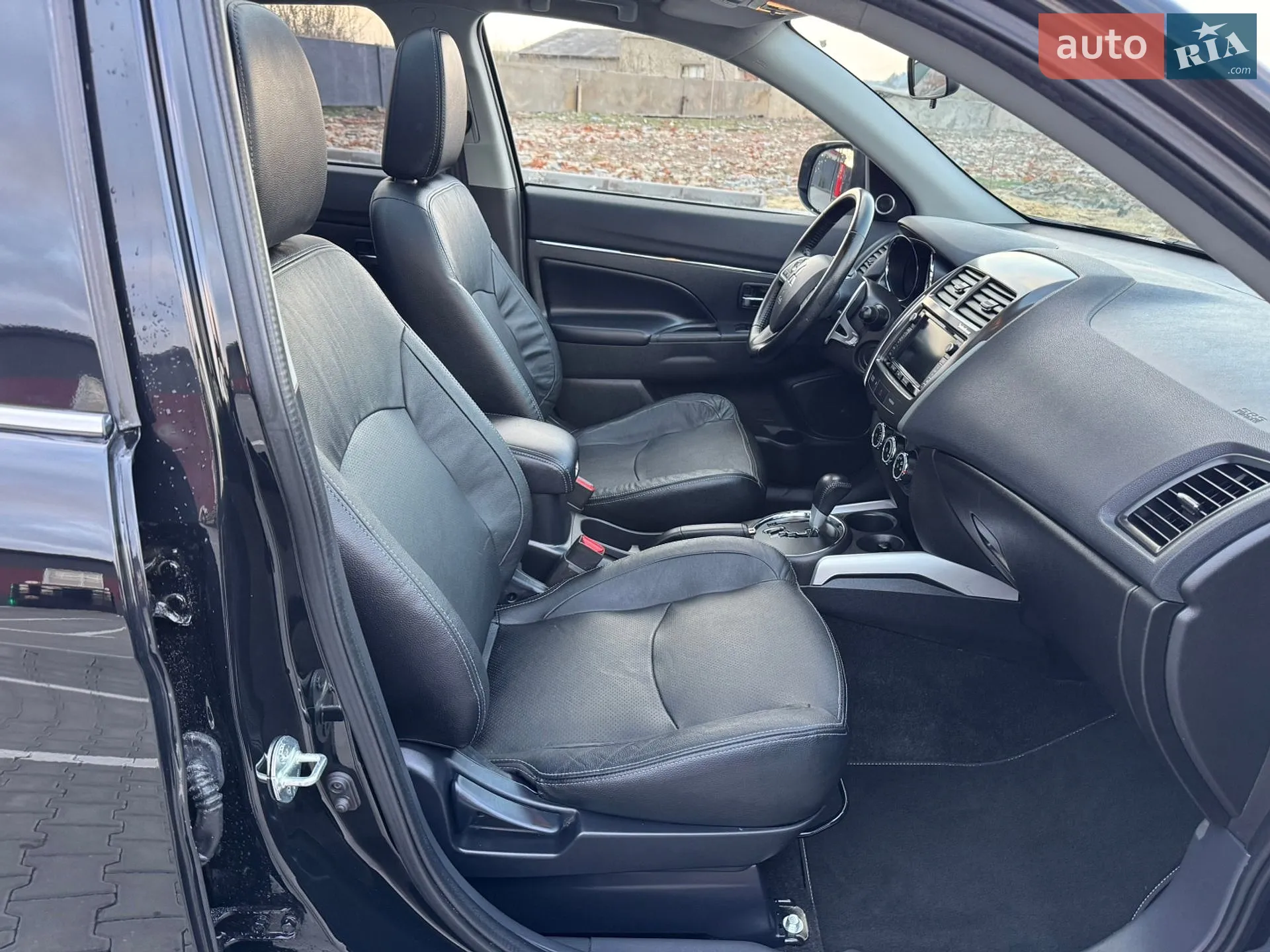 2015 Mitsubishi ASX - мініатюра 23
